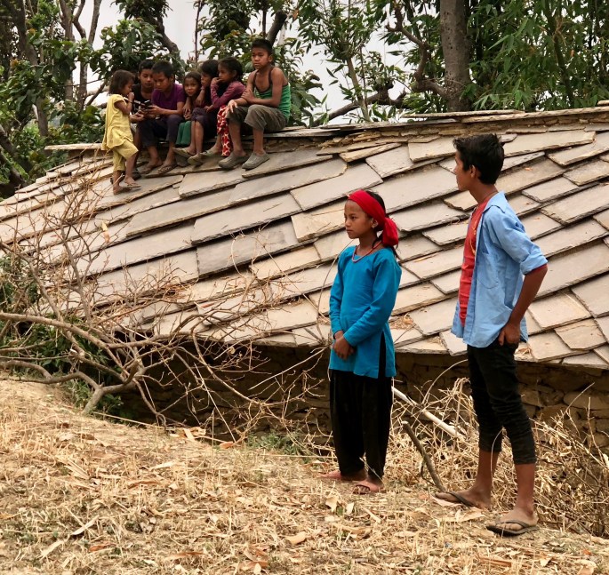 Kids watch the "Martians"