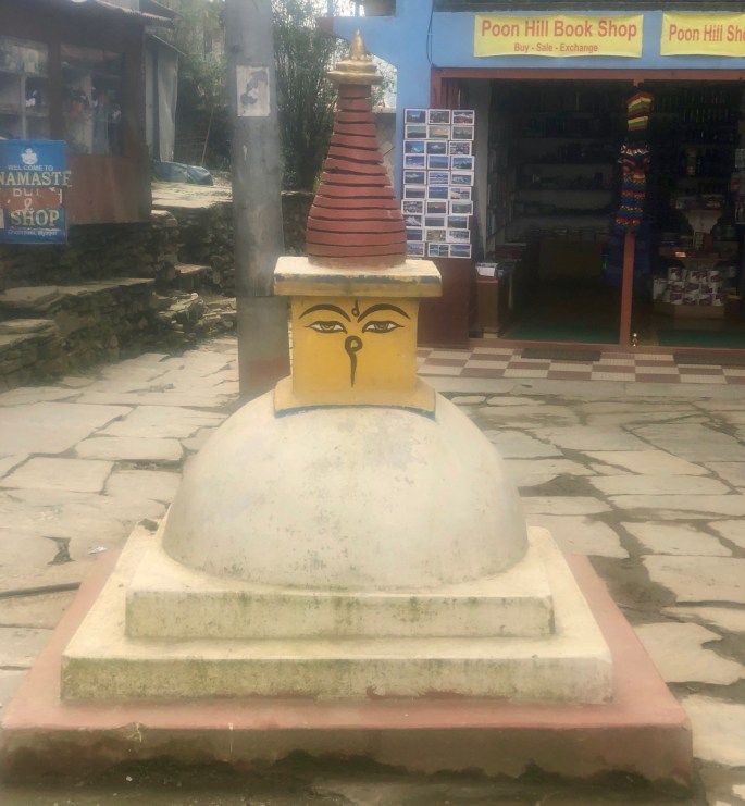 Budhha is in the center of town at Ghorepani