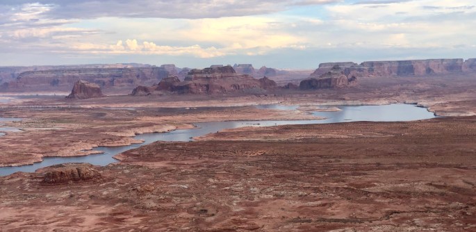 2ED74D9C-767B-4AFD-BE5E-124188155F44_1_105_c