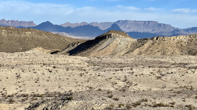 A1F2FC9A-4480-486A-9EDD-503F32FFC146_1_201_a