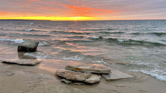 C6DDF47C-3A43-4DED-B1F1-A73F3F123A17_1_201_a